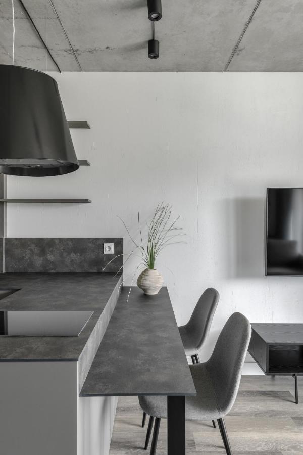 Urban Jungle Apartments By Reside Baltic Vilnius Ngoại thất bức ảnh