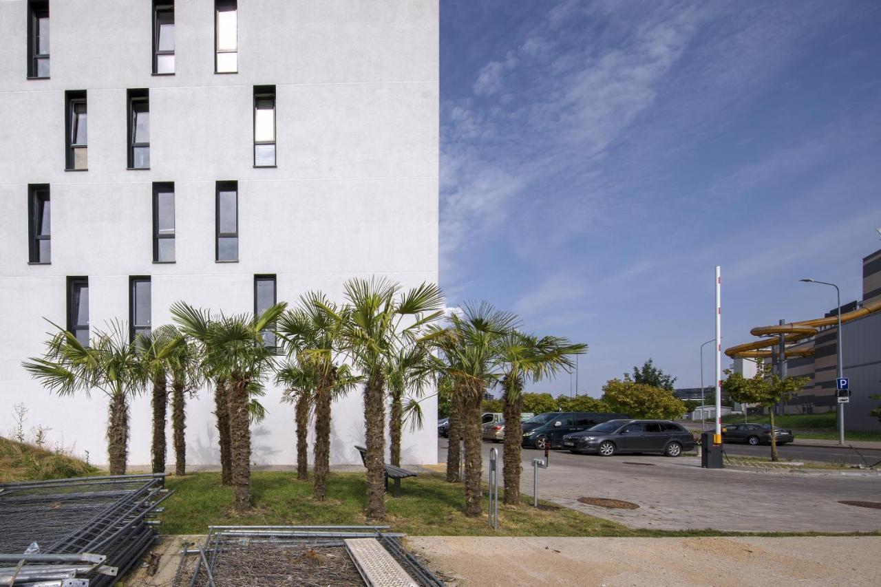 Urban Jungle Apartments By Reside Baltic Vilnius Ngoại thất bức ảnh